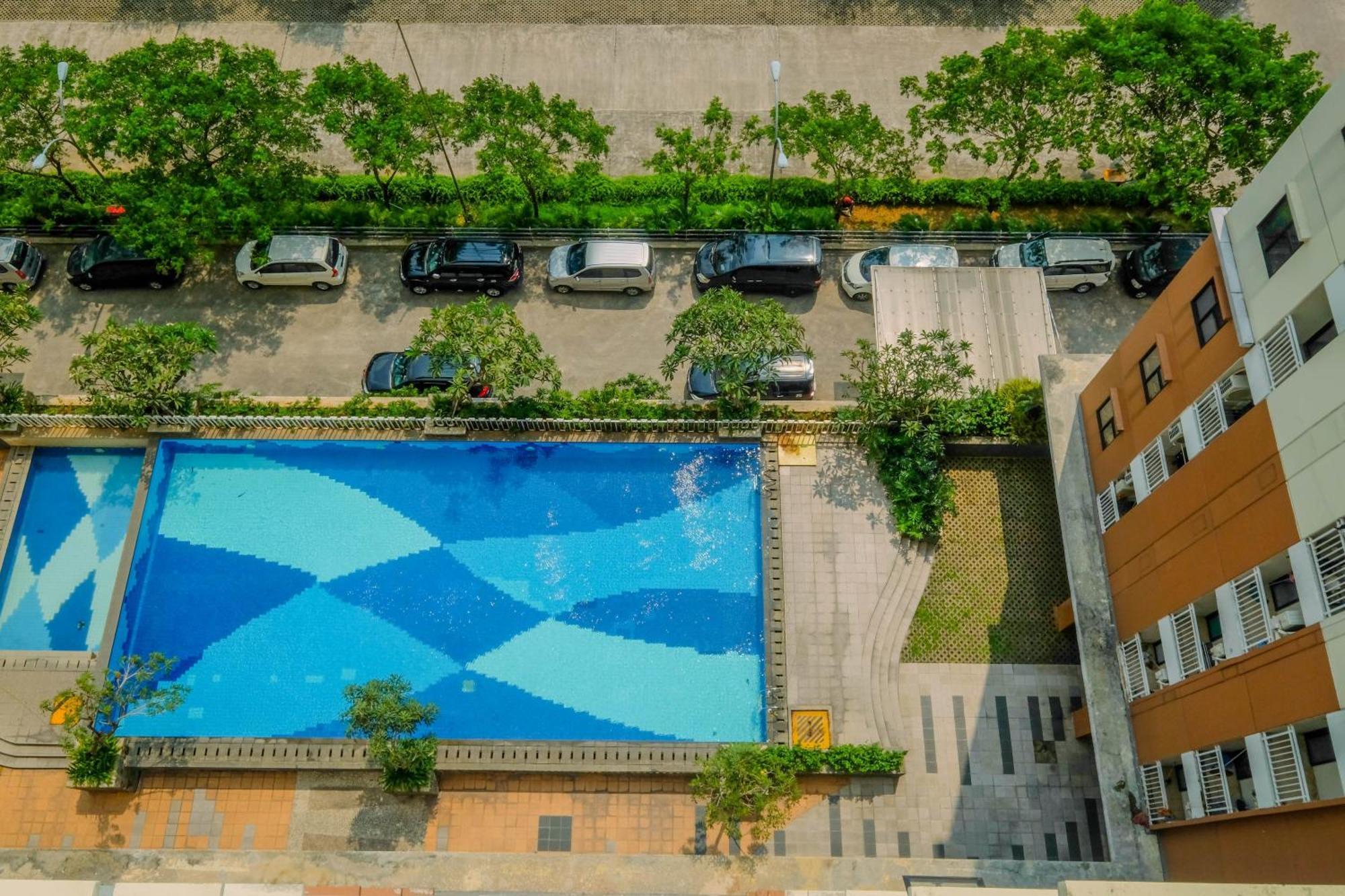 Highest Value 2br At Lagoon Town Square By Travelio *