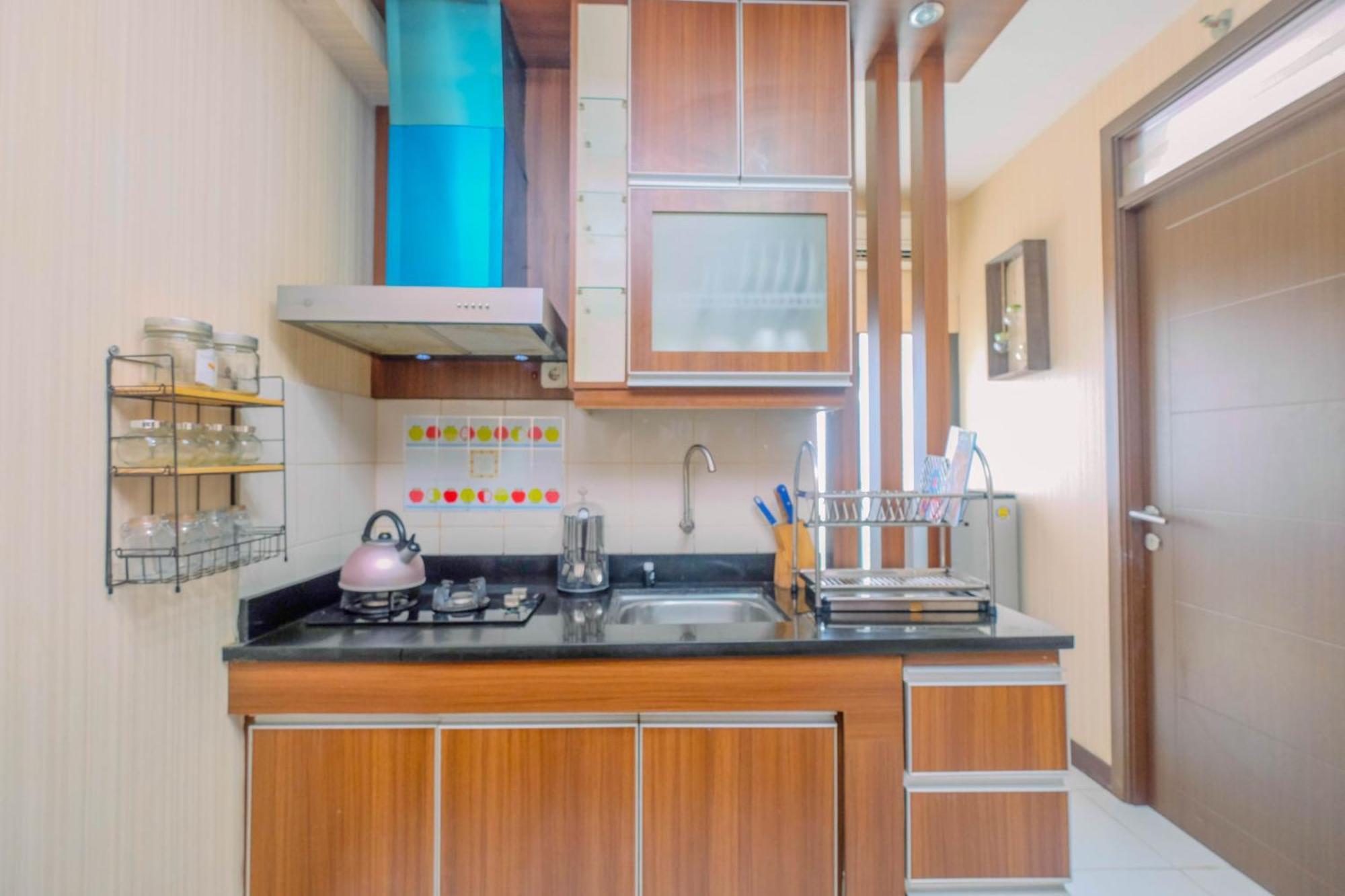 Apartemen Highest Value 2br At Lagoon Town Square By Travelio Bekasi